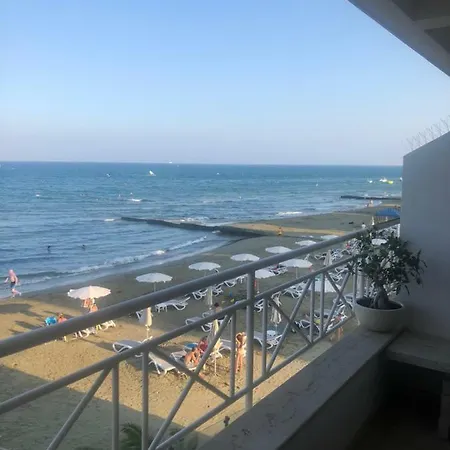 Mackenzie Sunrise Eftyhia Court Λάρνακα
